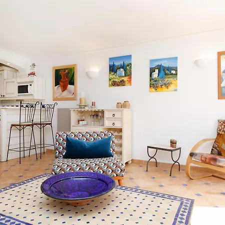 Jolie Maison Avec Jardin Privatif, Proche Plage, Proche Centre Juan Les Pins Будинок відпочинку Антіб