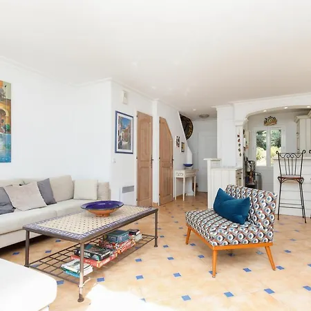 Jolie Maison Avec Jardin Privatif, Proche Plage, Proche Centre Juan Les Pins * Антіб