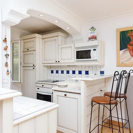 Jolie Maison Avec Jardin Privatif, Proche Plage, Proche Centre Juan Les Pins *